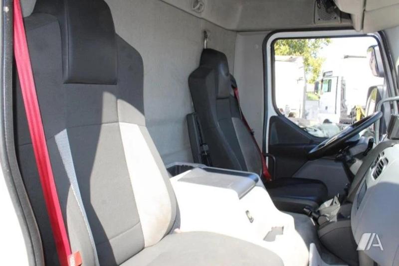 Camion Renault D WIDE-series