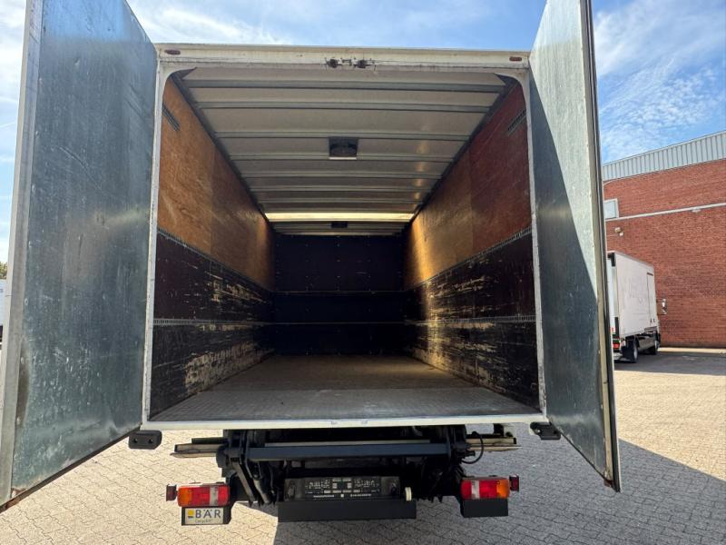 Utilitaire Mercedes Atego