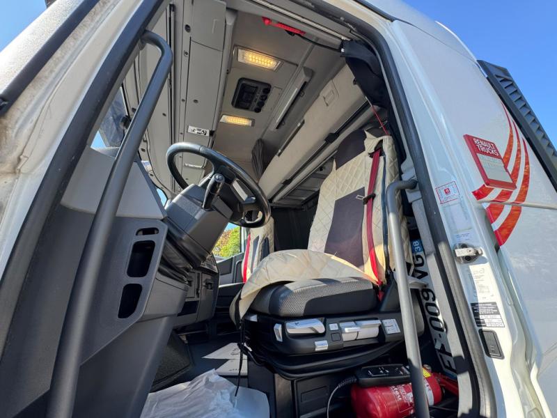 Tracteur Renault   T440 6x2 Hi-Sleeper  Liftachse  Standklima
