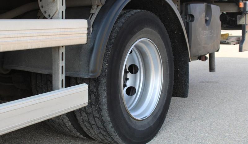 Camion Renault D-Series