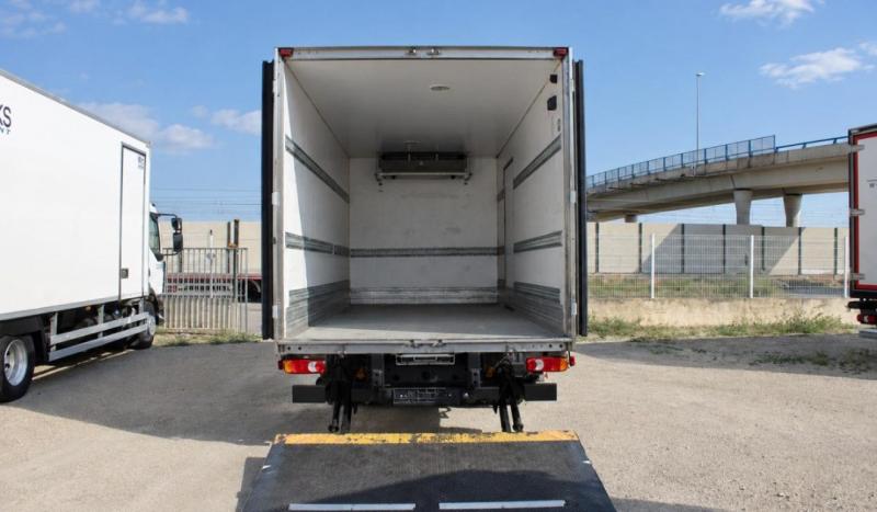 Camion Iveco Eurocargo ML 75 E 17