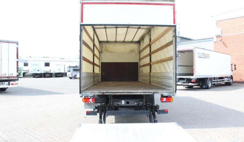 Camion Renault D-Series