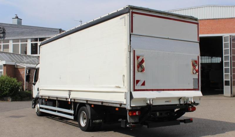 Camion Renault D-Series