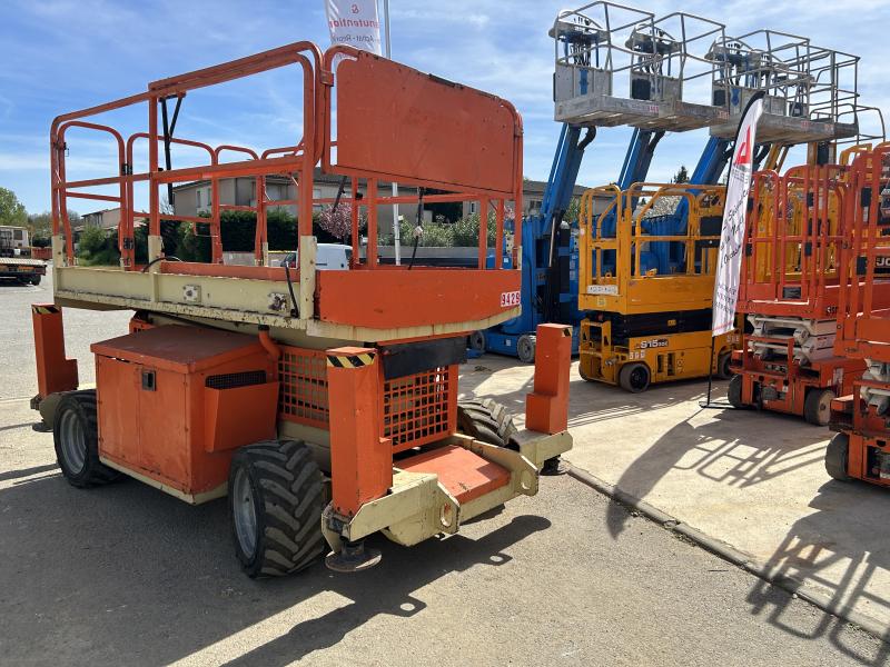 Nacelle JLG 260 MRT