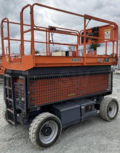 Plataforma JLG 4069LE