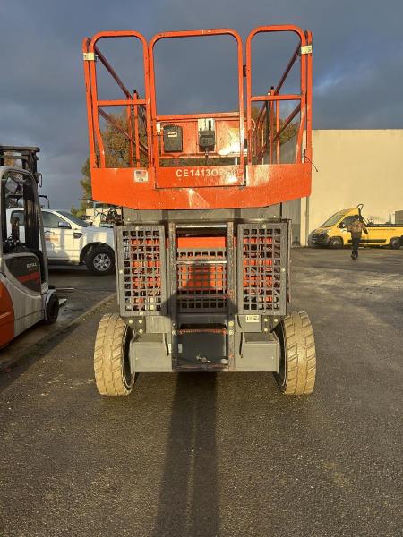 Aerial platform JLG 4069LE