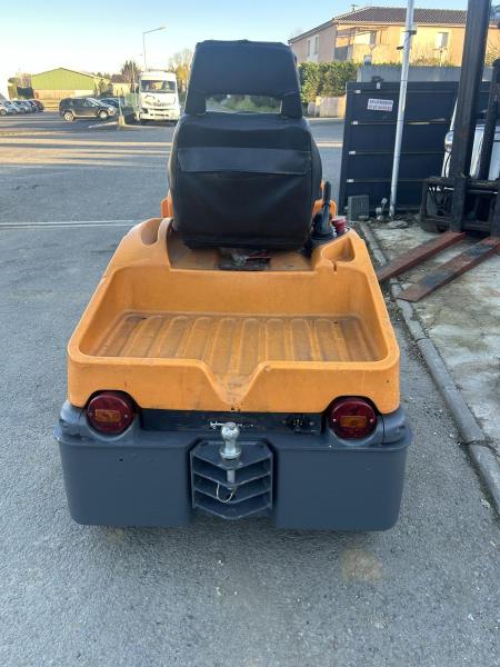 Carrello trattore Still R 06