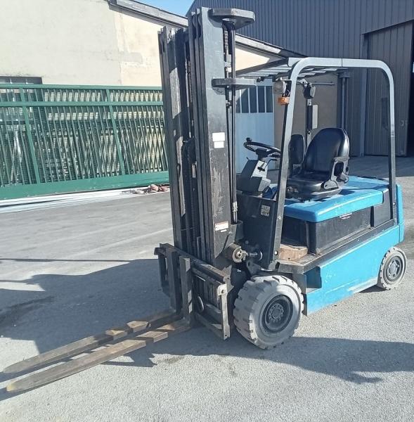 Forklift Nissan Q02L25CU