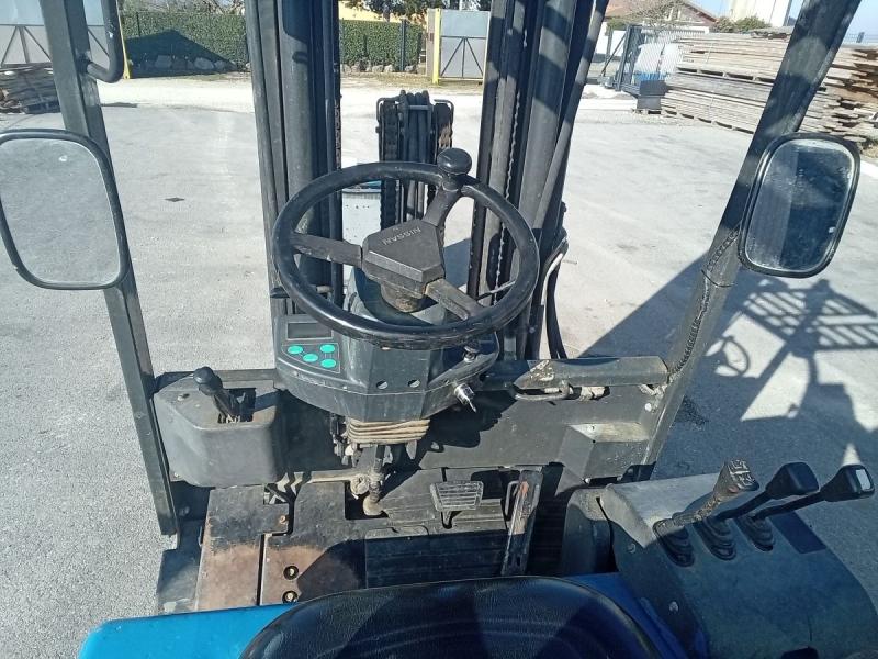 Forklift Nissan Q02L25CU