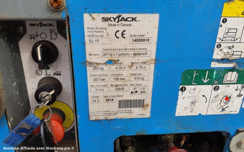 Photo Skyjack SJ16 batteries neuves  image 5/5