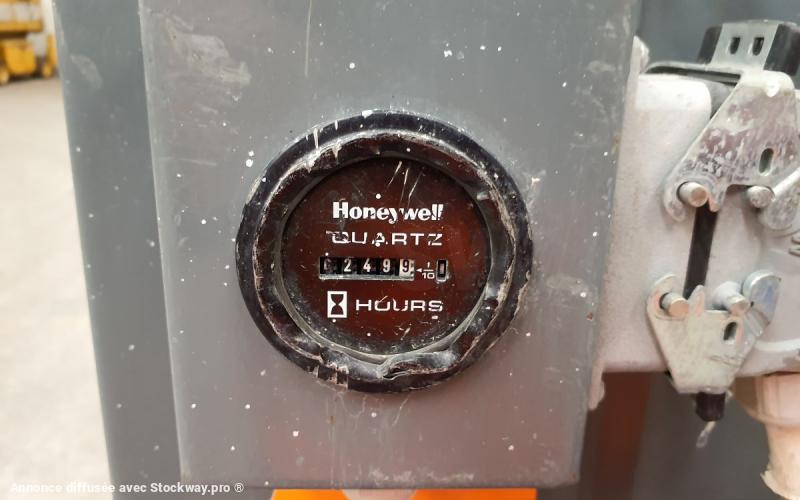 Photo Skyjack SJ16 batteries neuves  image 4/6