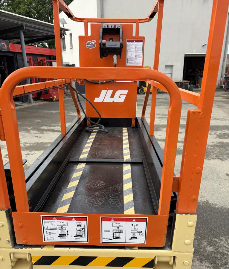 Piattaforma aerea JLG 1930ES