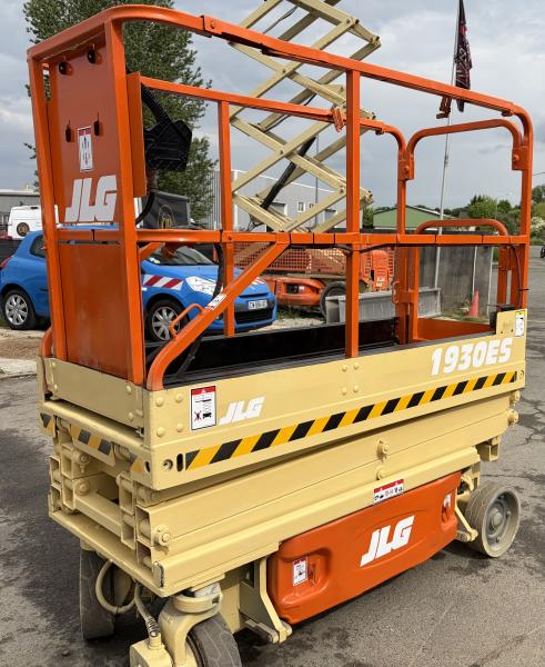 Piattaforma aerea JLG 1930ES