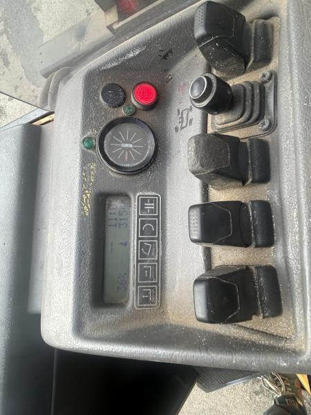 carretilla multidireccional Atlet UFS2500