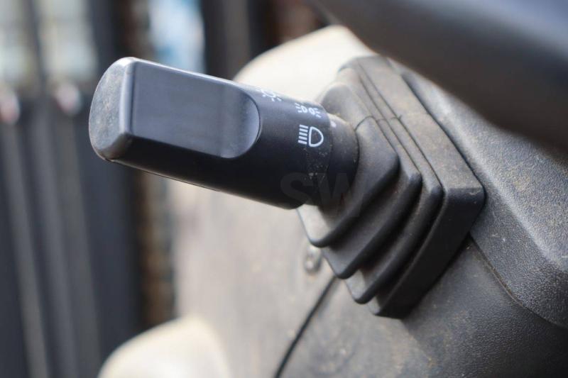 Chariot élévateur Komatsu FB20A-12