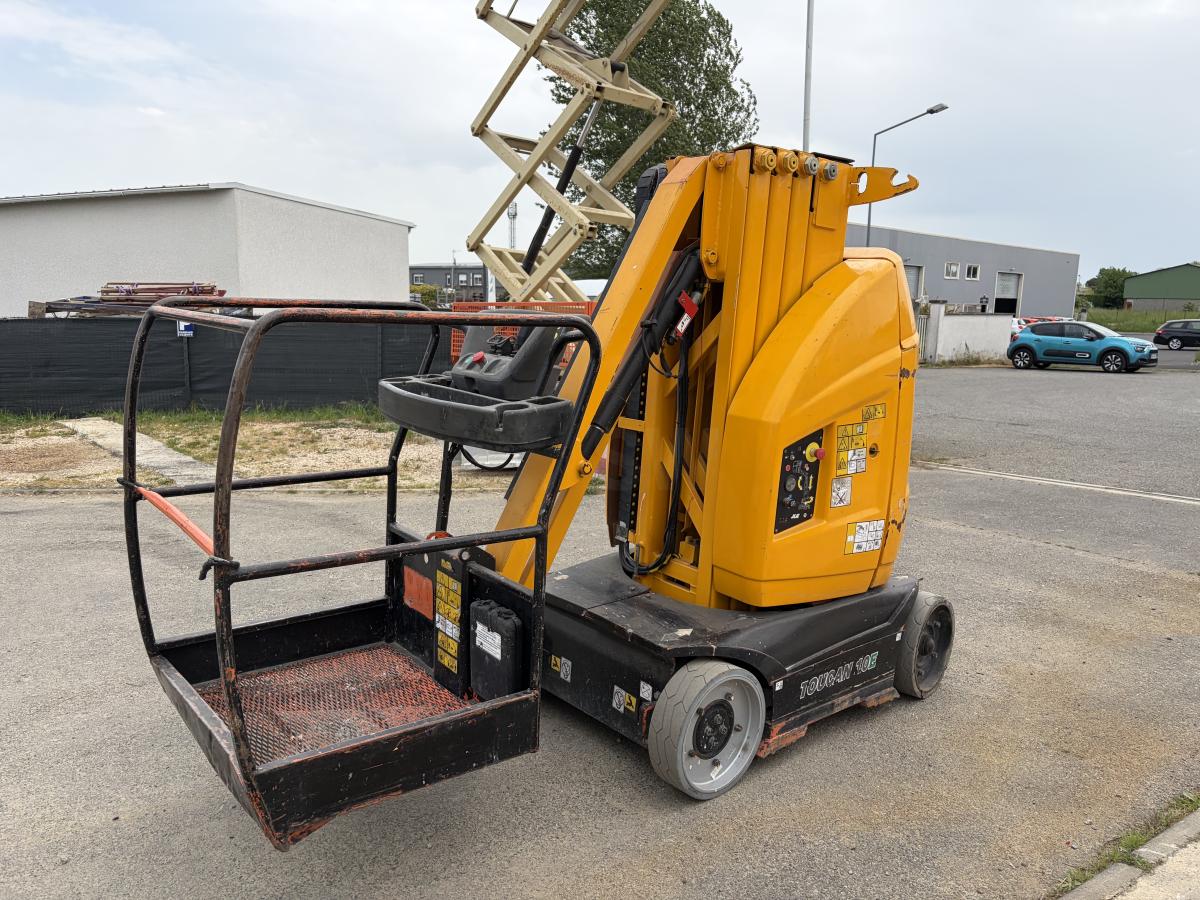 Piattaforma aerea JLG Toucan 10E