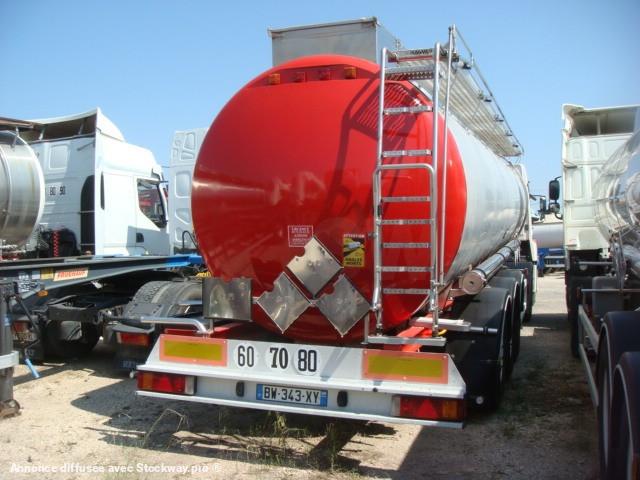 Photo Magyar CITERNE INOX CHIMIQUE MONOCUVE CALORIFUGEE COMPRESSIBLE 32500 L 2001  image 2/15