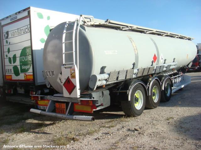 Photo Trailor CITERNE CARBURANT TRAILOR 40000 LITRES 1996 9 COMPARTIMENTS  image 2/11