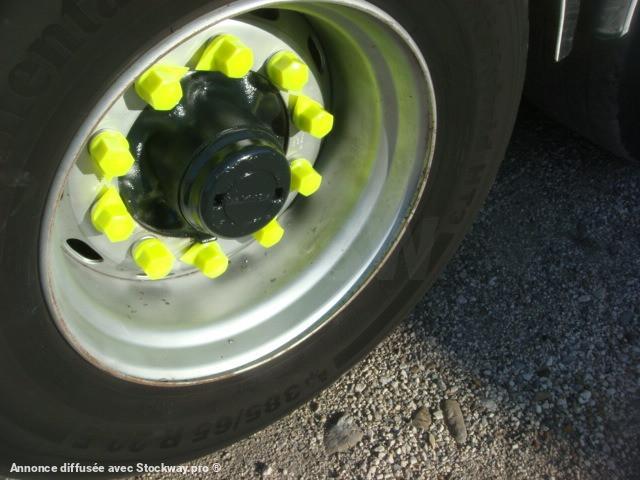 Photo Trailor CITERNE CARBURANT TRAILOR 40000 LITRES 1996 9 COMPARTIMENTS  image 4/11