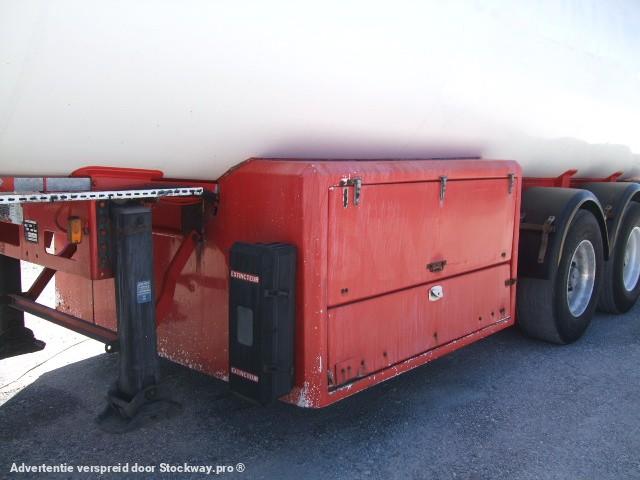 Photo Robine CITERNE GAZ  3 ESSIEUX SMB 49000 L MONOCUVE SUSPENSIONS AIR FREINS TAMBOURS  image 6/16