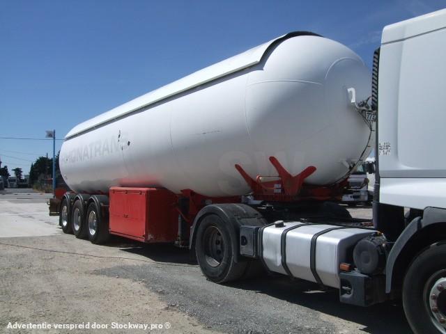 Photo Robine CITERNE GAZ  3 ESSIEUX SMB 49000 L MONOCUVE SUSPENSIONS AIR FREINS TAMBOURS  image 8/16