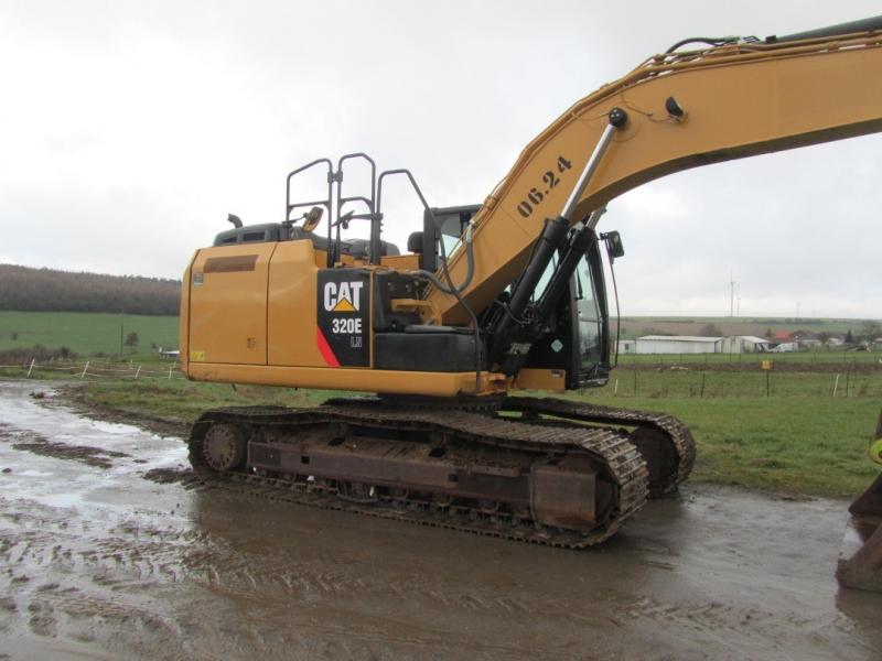 graafmachine Caterpillar 320E LN