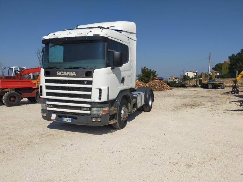 Tracteur Scania L 144L460