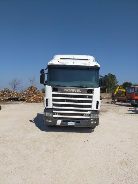 Sattelzugmaschine Scania L 144L460