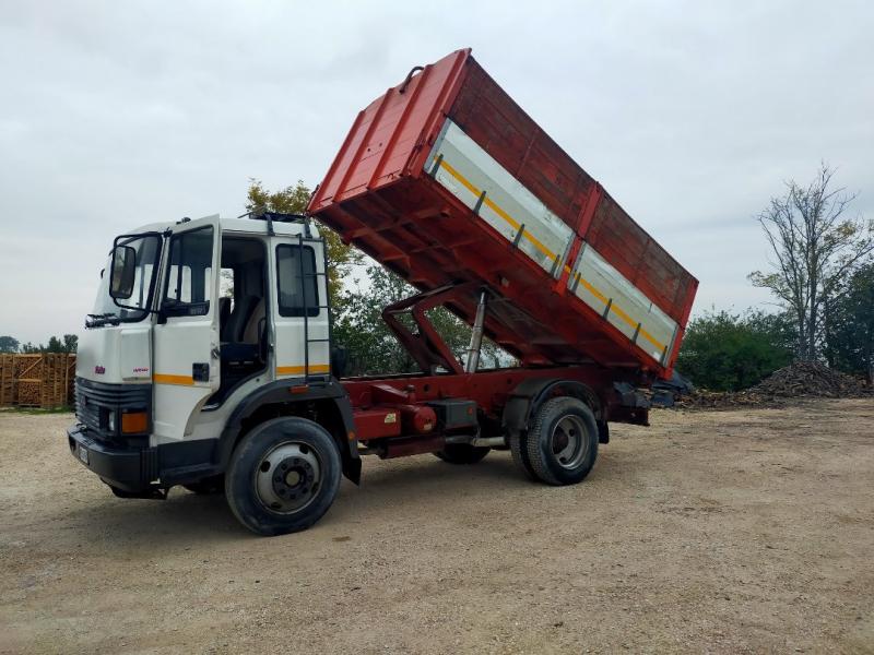 vrachtwagen Iveco Turbo