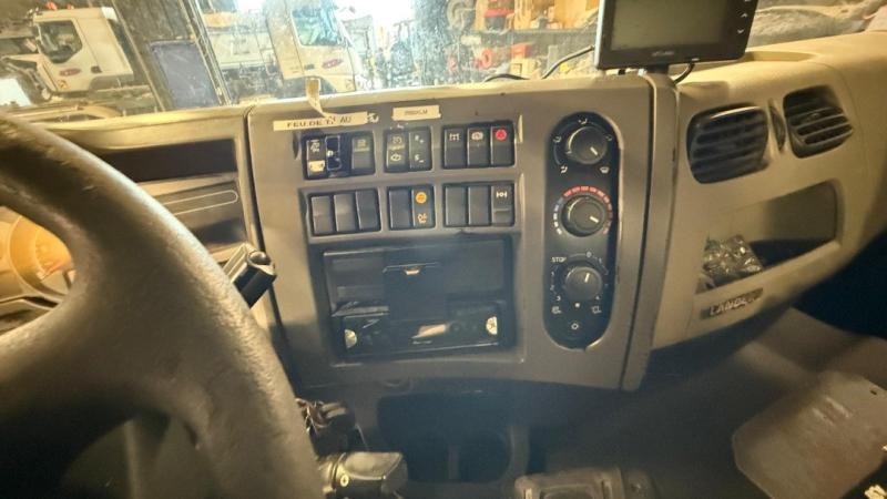 Camion Renault Premium 380 DXI
