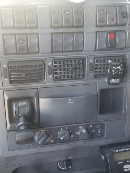 Camion Iveco Stralis 260 S 43