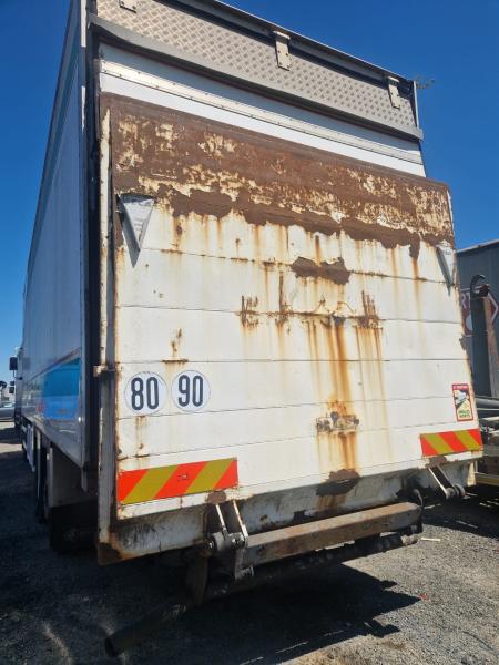 Camion Iveco Stralis 260 S 43