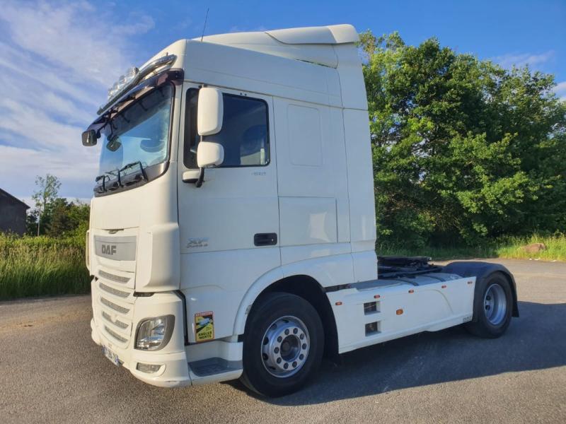 Tractor DAF XF 460