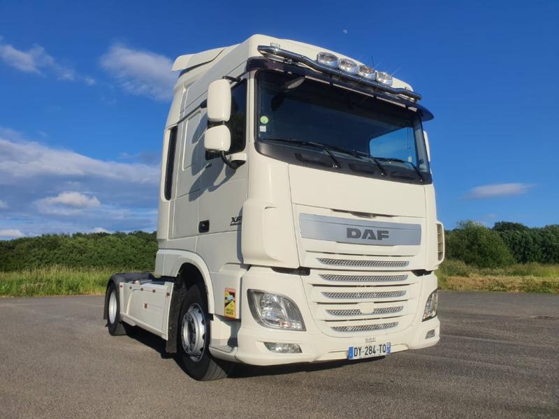 Tractor DAF XF 460