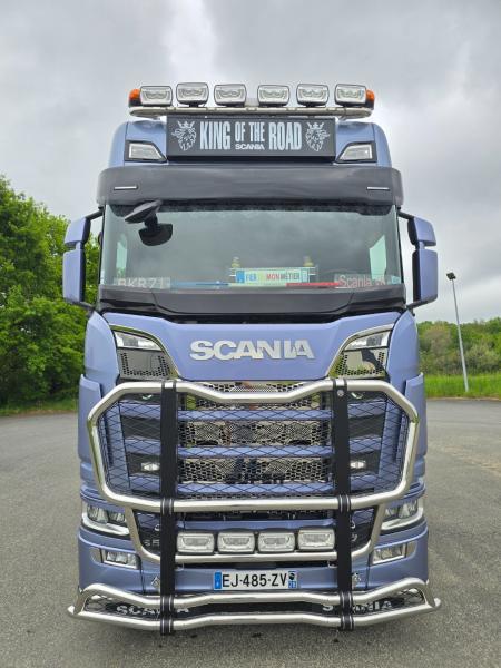 Ciągnik siodłowy Scania S