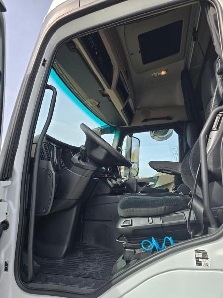 Tractor Mercedes Actros 1843
