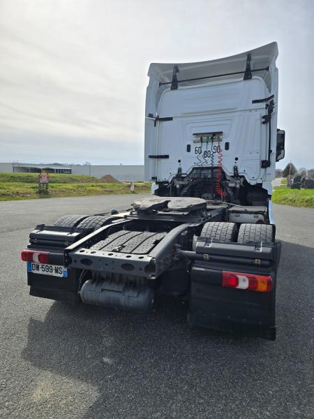 Tractor Mercedes Actros 1843