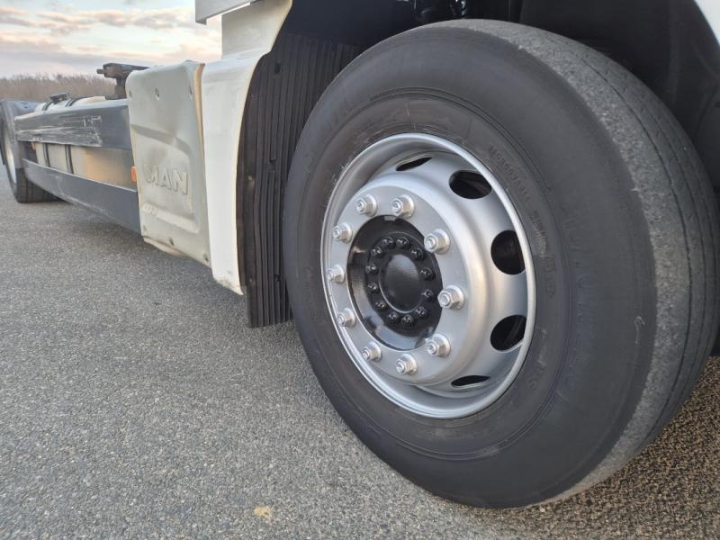 Truck MAN TGX 18.480 XLX