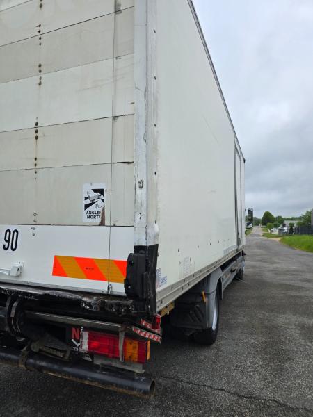 Truck Mercedes Atego 1218