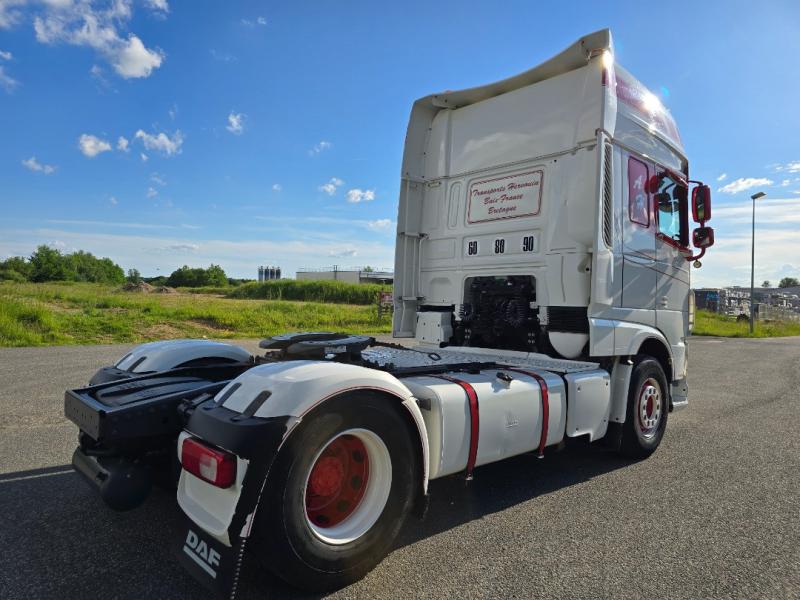Tracteur DAF XF 530
