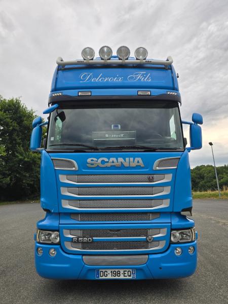 Ciągnik siodłowy Scania R 520