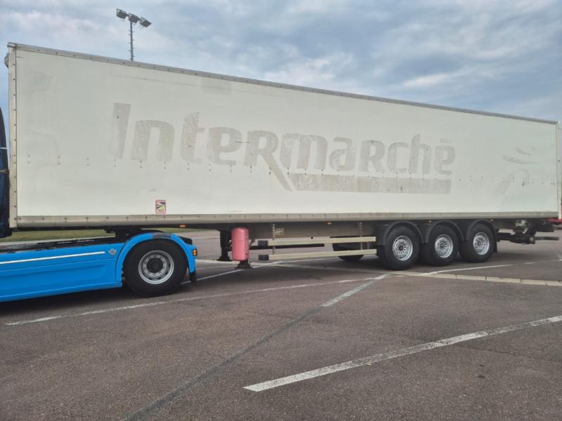 Naczepa Fruehauf