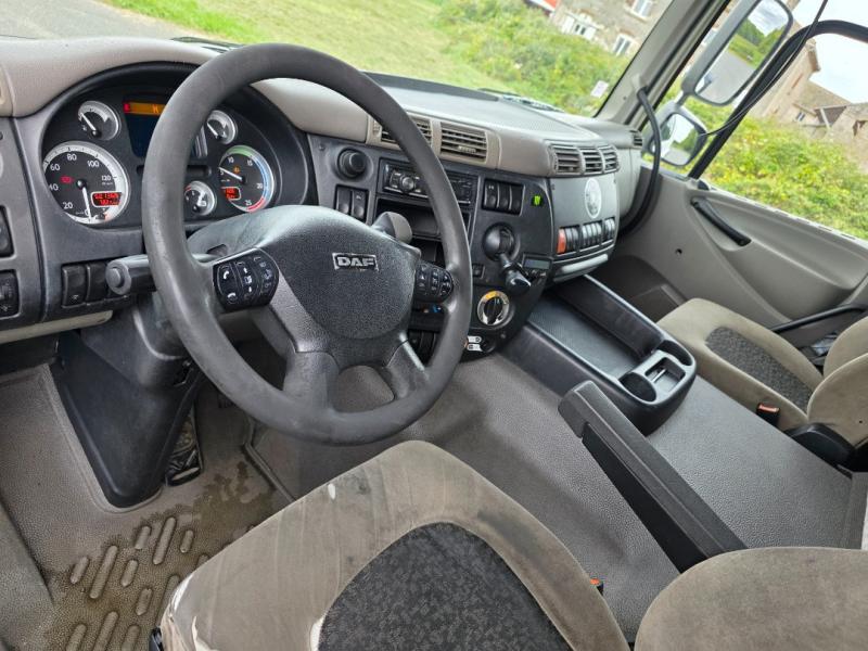Tractor DAF CF85 460
