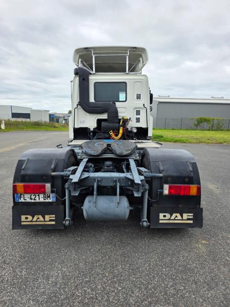 Tractor DAF CF85 460