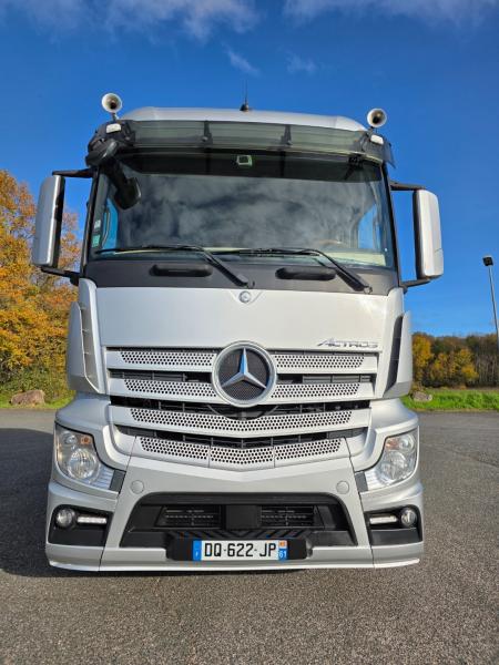 Tractor Mercedes Actros 1851