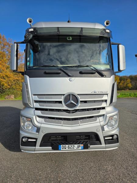 Tractor Mercedes Actros 1851