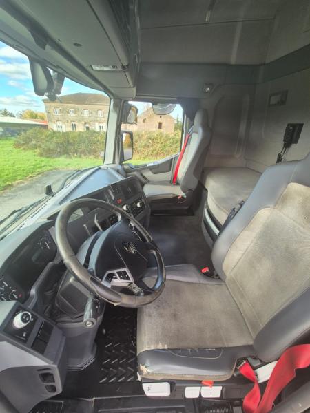 Camião Renault T-Series