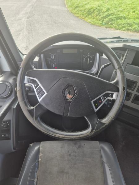 Camião Renault T-Series