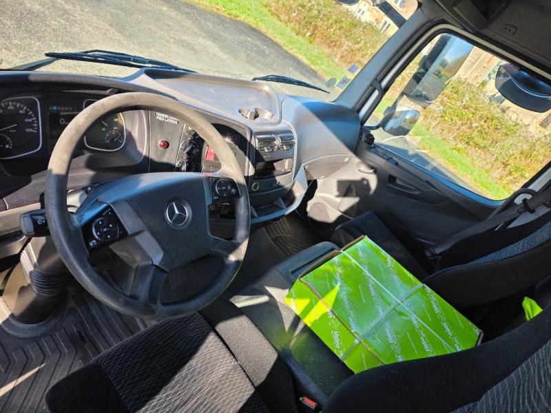 Camión Mercedes Atego 1218