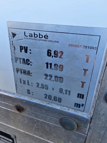 Camión Mercedes Atego 1218